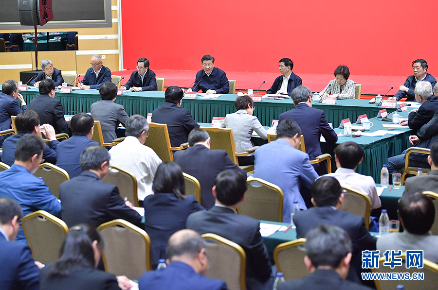 5月2日,中共中央总书记、国家主席、中央军委主席习近平来到北京大学考察。这是习近平同北京大学师生座谈并发表重要讲话。